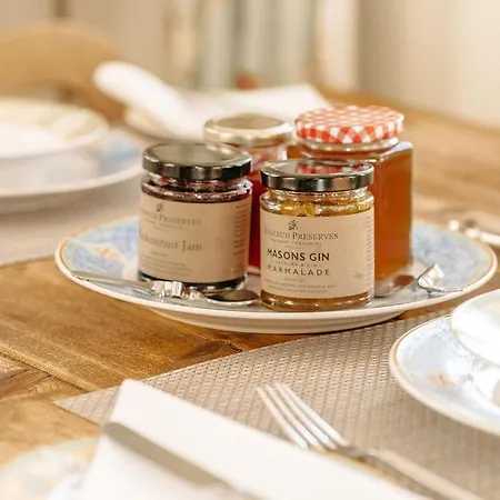 Bridge House Oda ve Kahvaltı